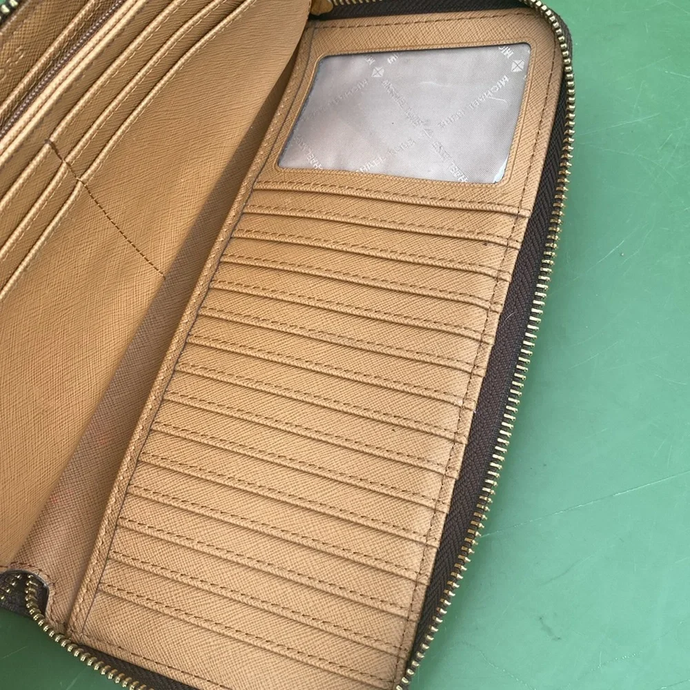 Michael Kors Jet Set‎ Travel Zip Around Continental Wallet Brown Logo 35H8GTVT1B